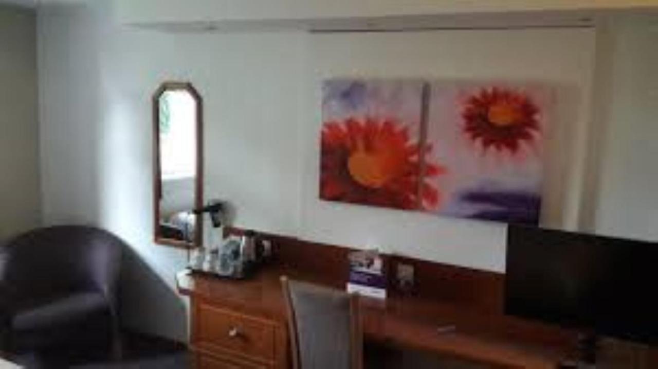 Bluemont Hotel บรอมส์โกรฟ ภายนอก รูปภาพ