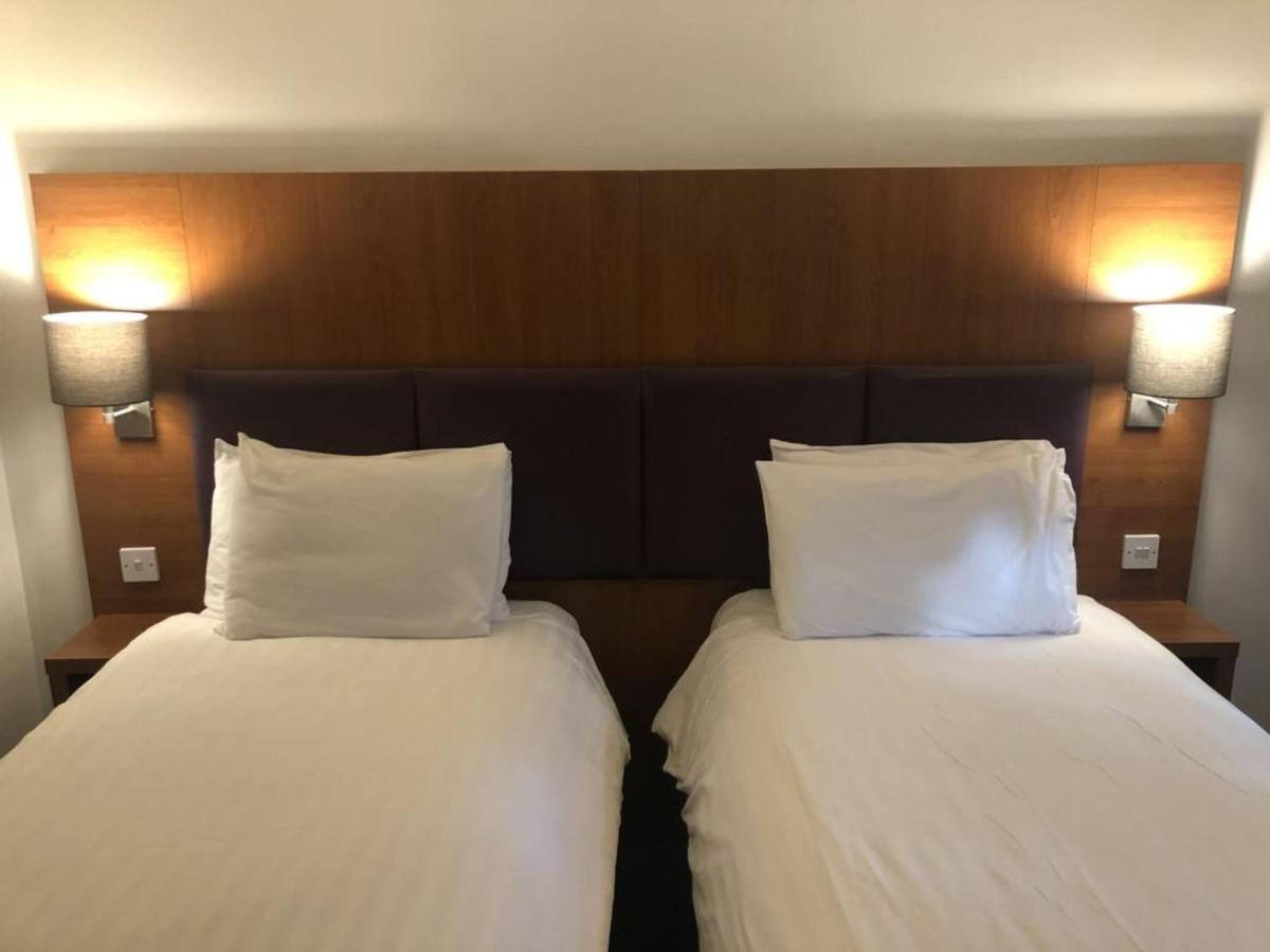 Bluemont Hotel บรอมส์โกรฟ ภายนอก รูปภาพ